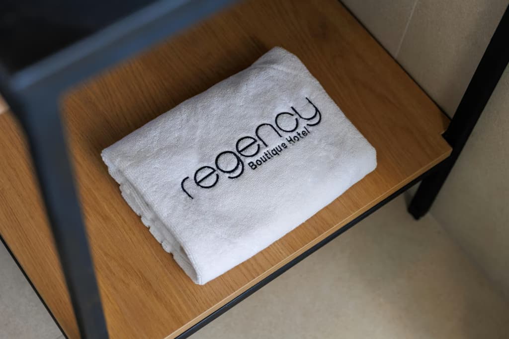 TEST ROOM Regency Studio 102